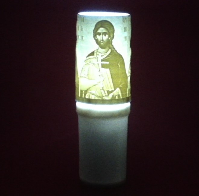 Ηλεκτρικό κερί μπαταρίας με τον Άγιο Αρτέμιο